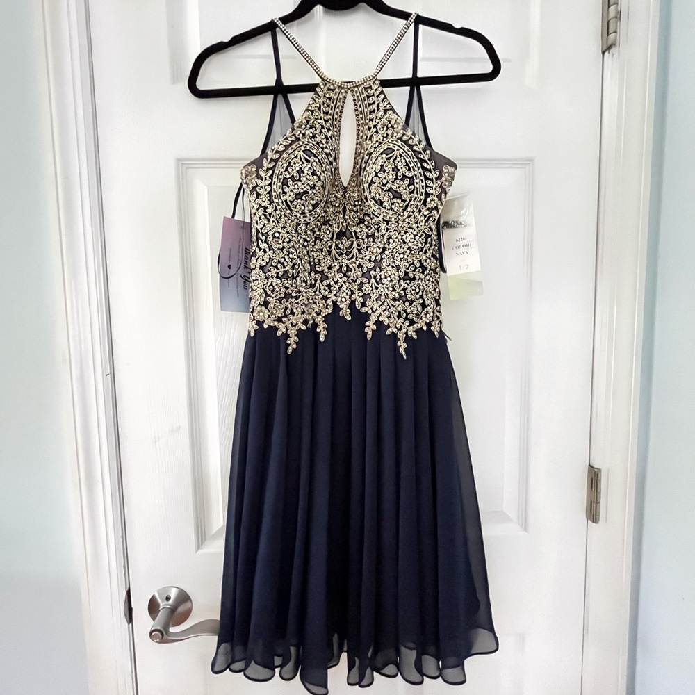 DAVE & JOHNNY size:1/2 BRAND NEW style 6226 navy blue